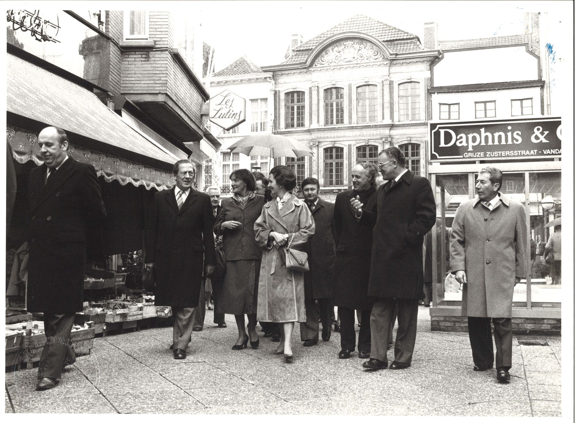 Koningin Fabiola op bezoek in Kortrijk