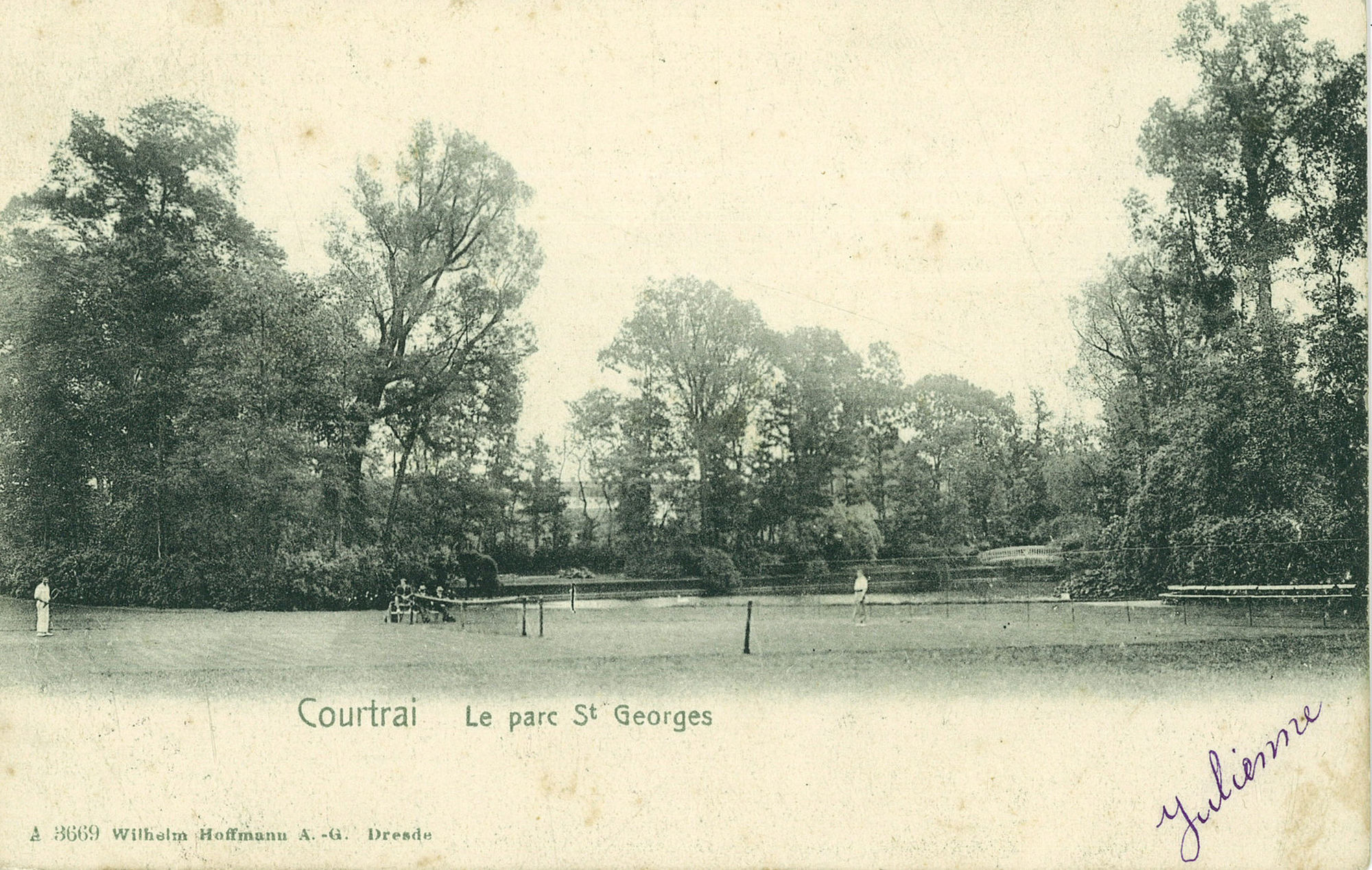 Tennis in het Sint-Jorispark