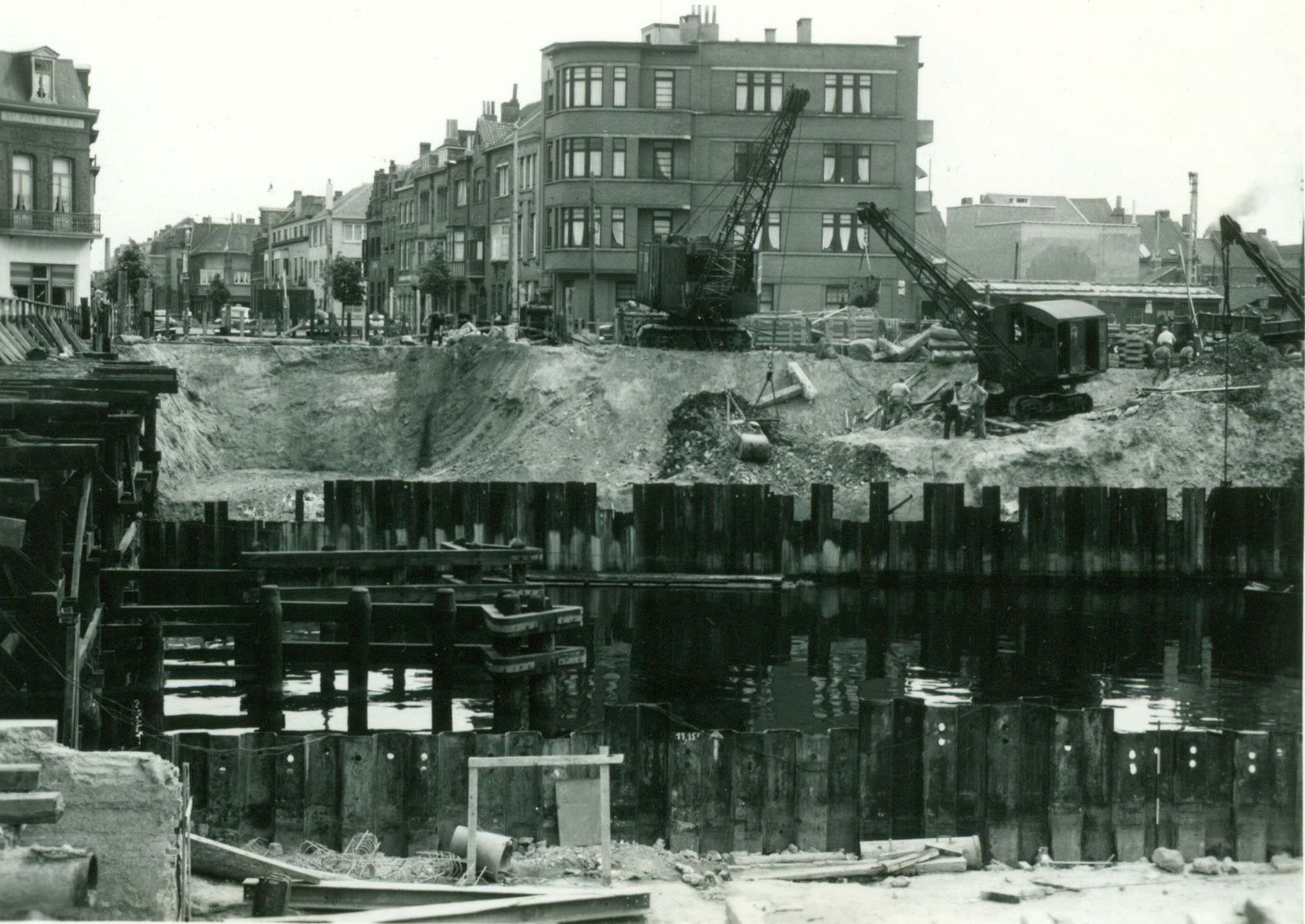 Bouw Gerechtshofbrug 1954