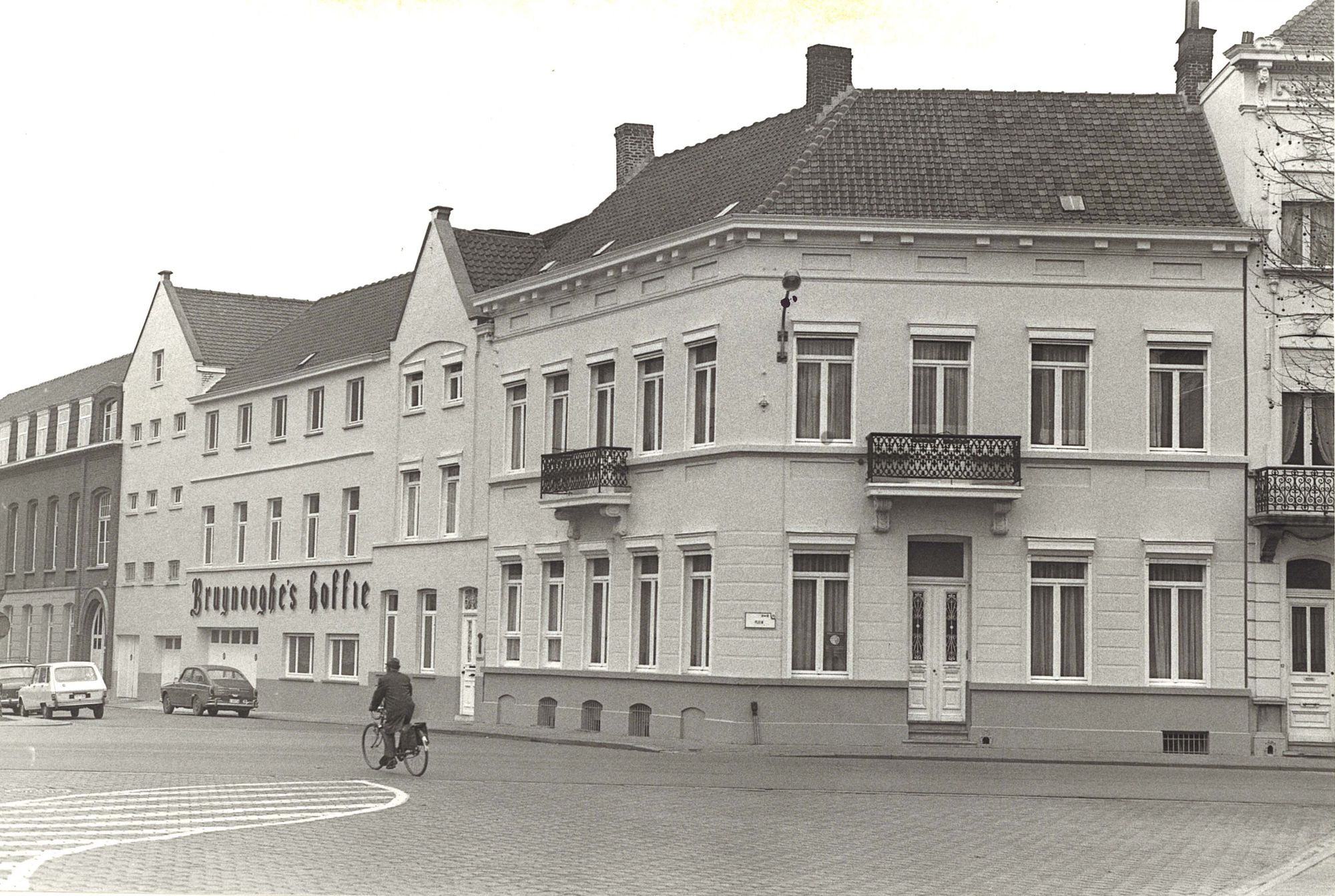 Hoek Plein & Fortstraat 12