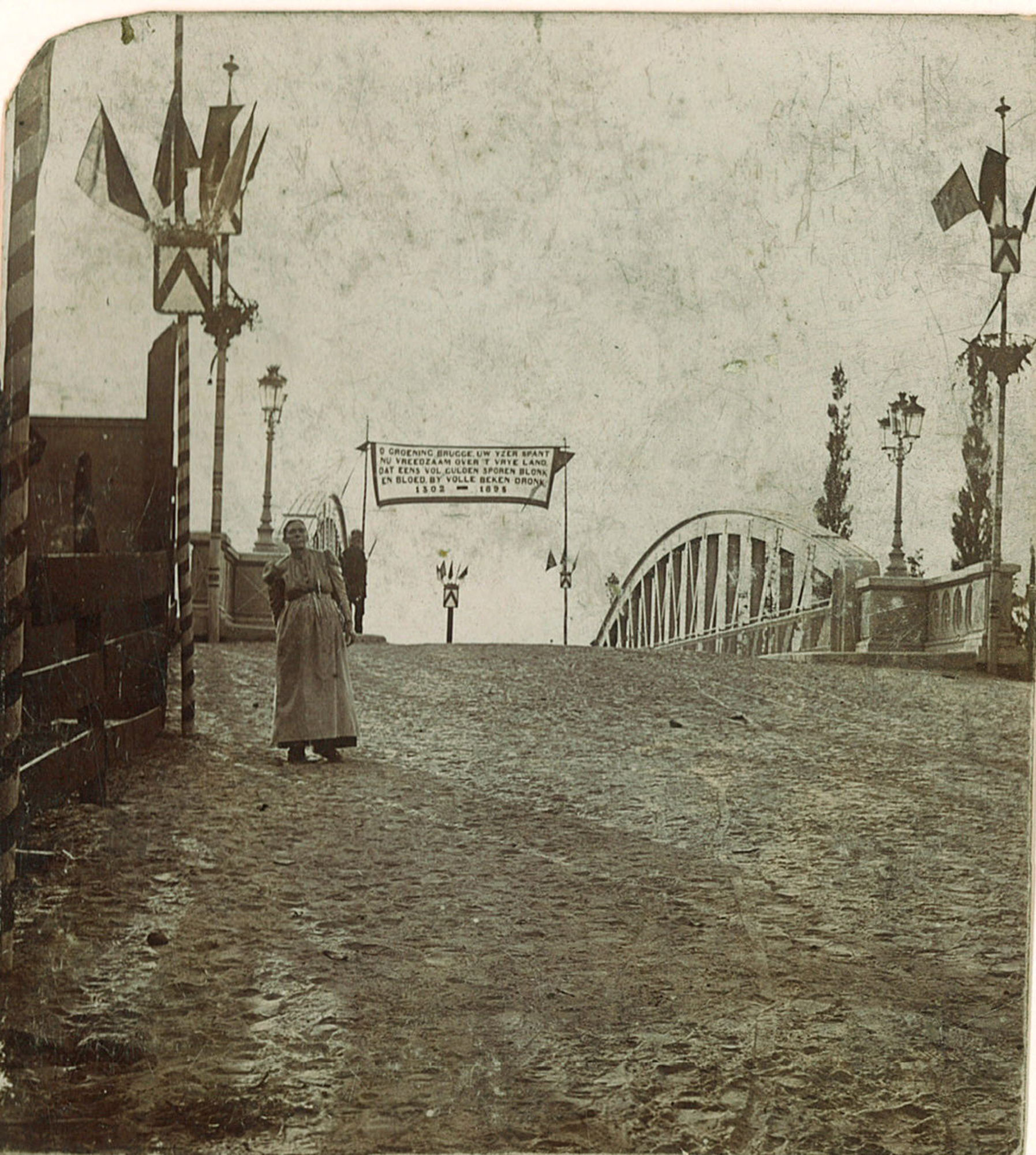 De Groeningebrug over de Leie