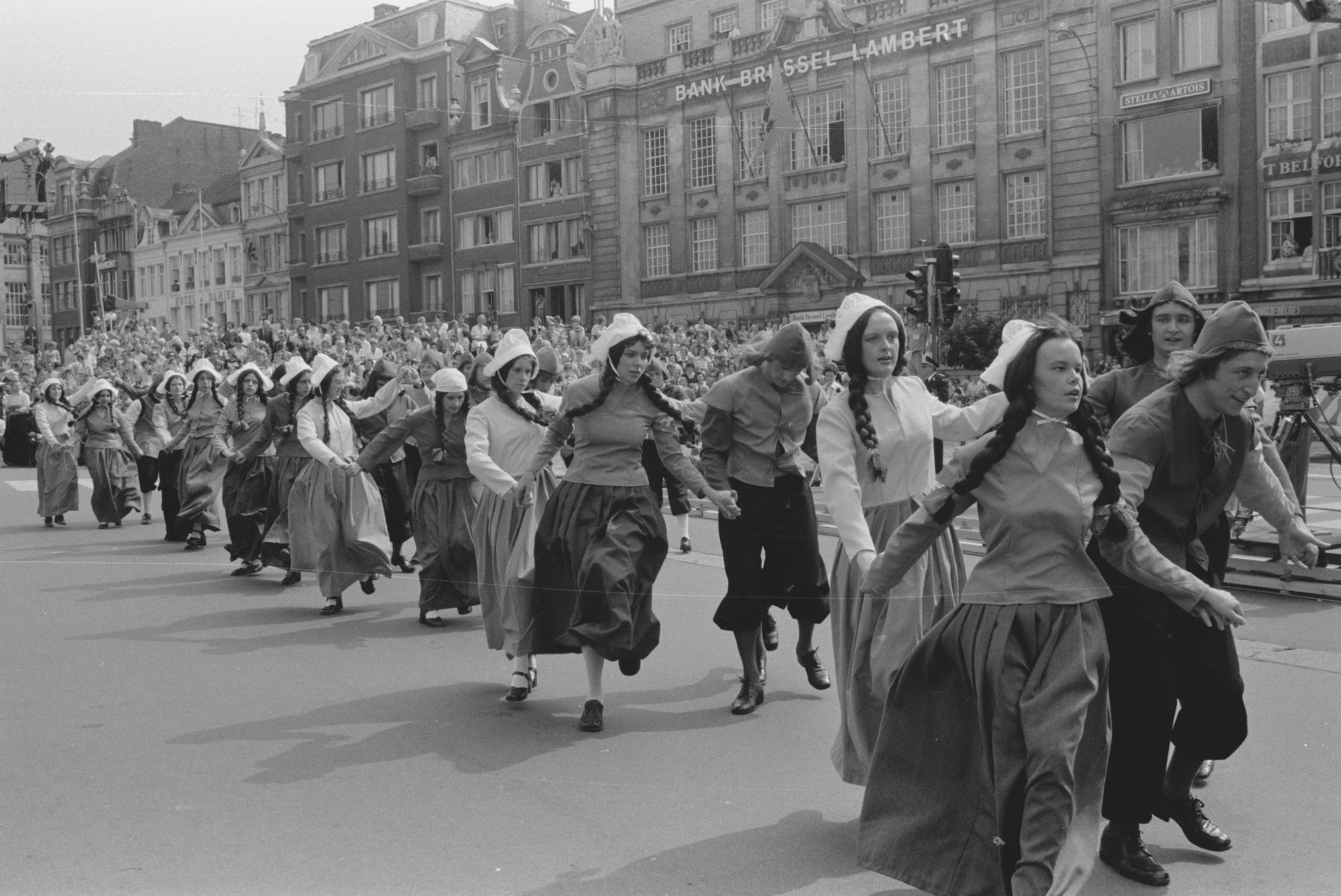 Historische stoet tijdens de 11 juliviering 1982