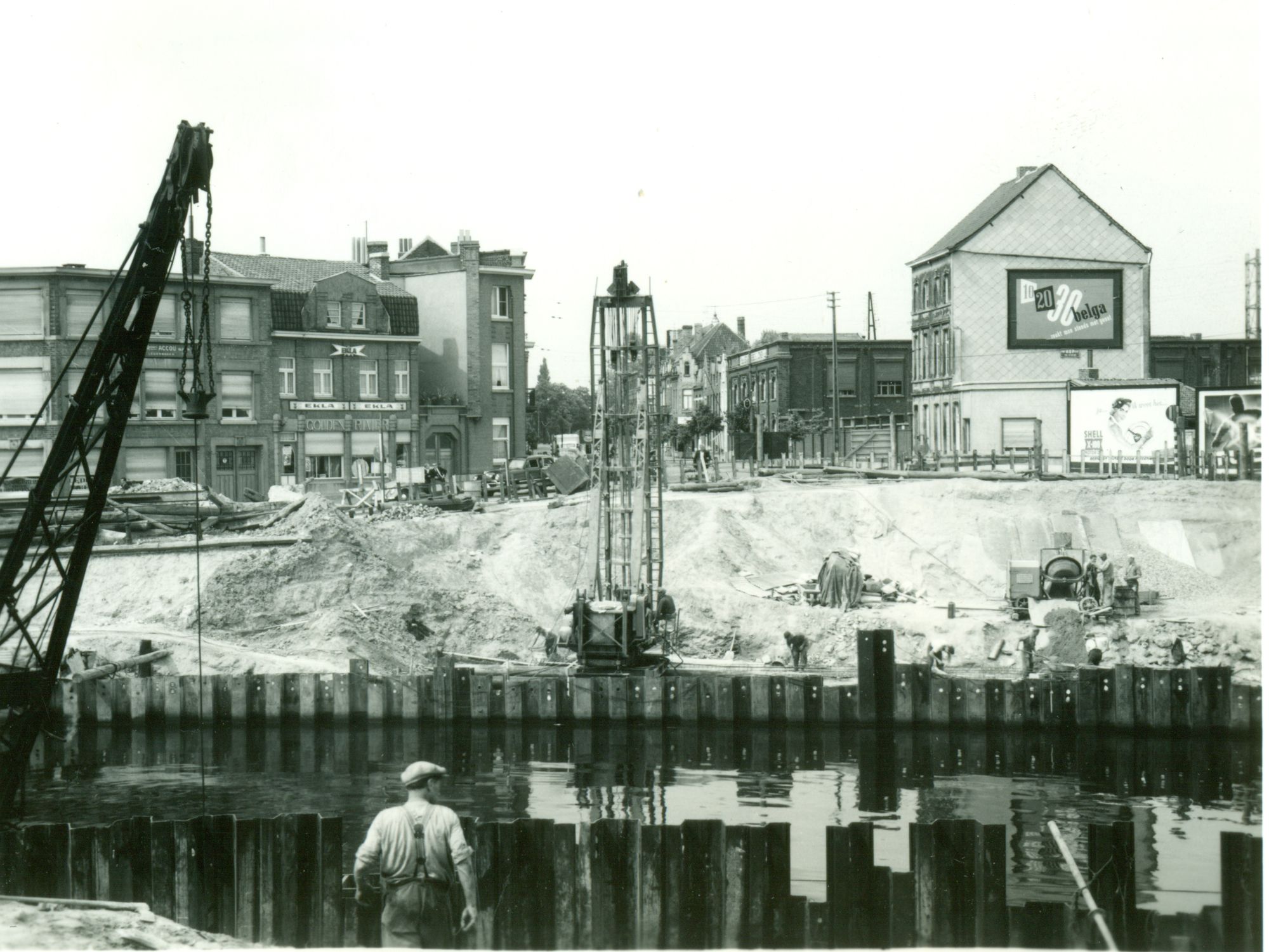 Bouw Gerechtshofbrug 1954