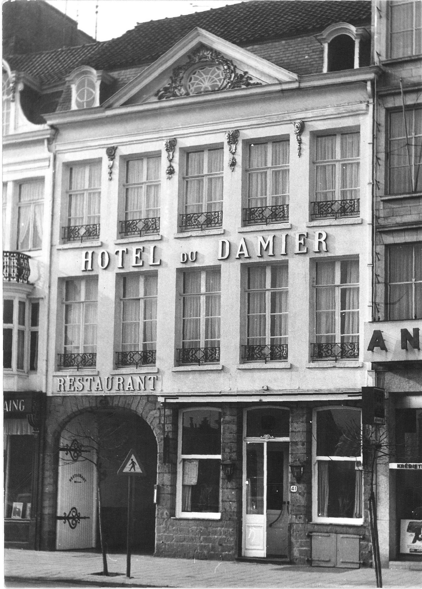 Hotel du Damier 1972