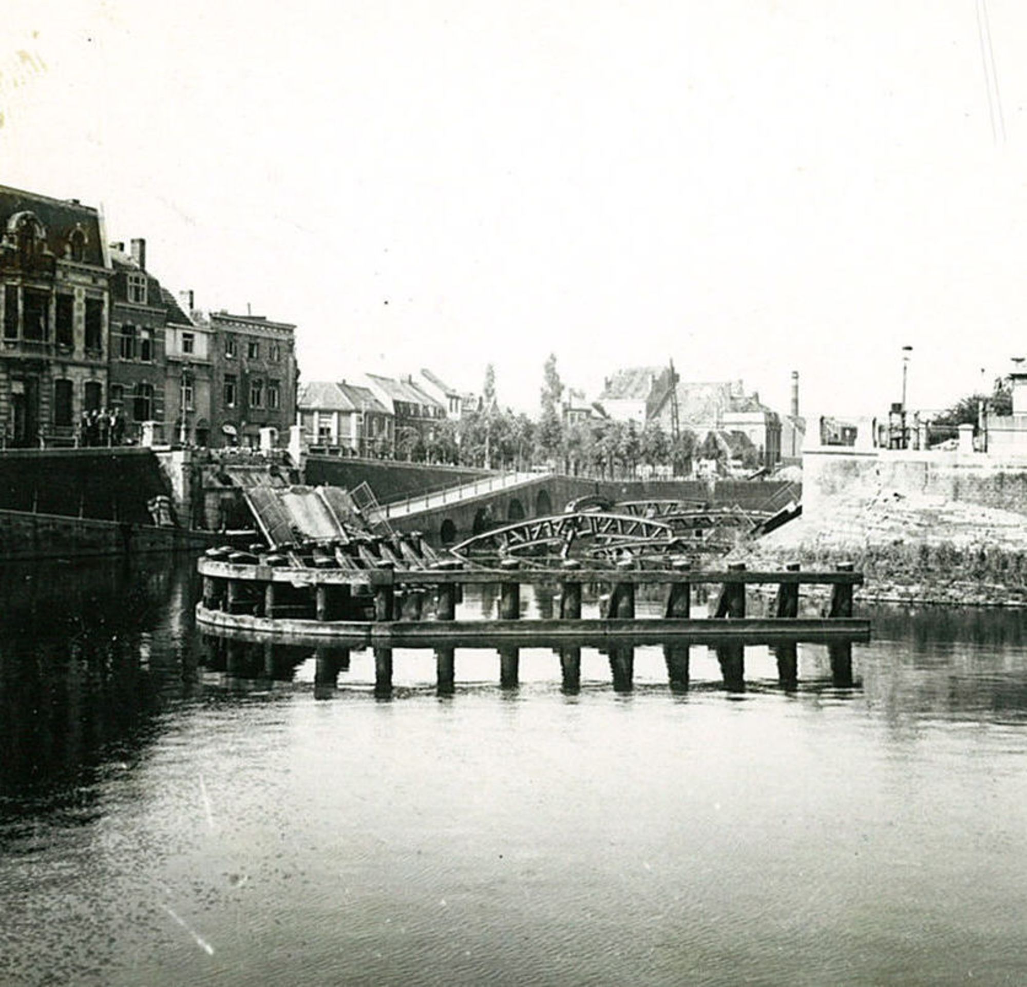 Vernielde bruggen 1940