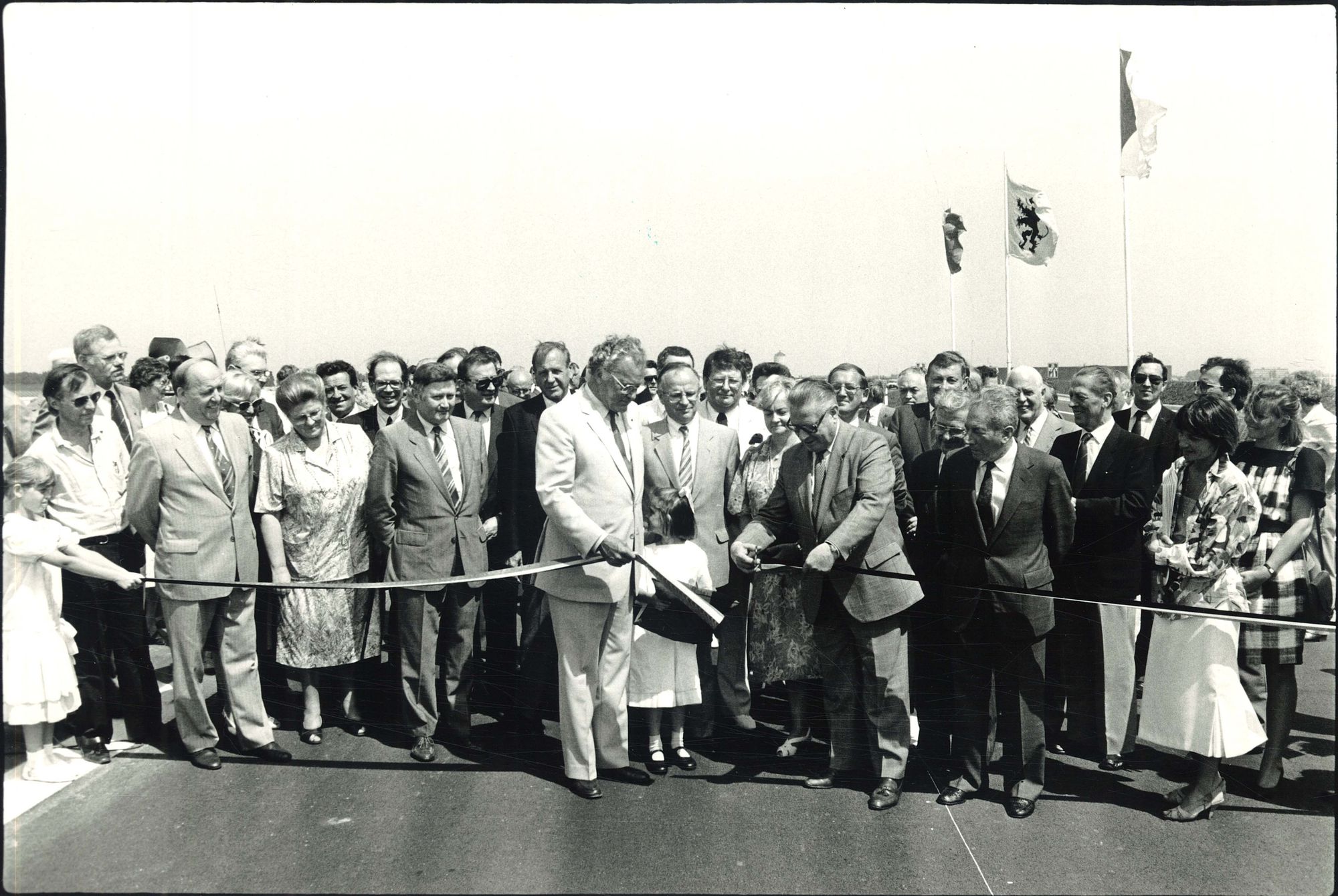 Kortrijkse Ringlaan R8 een stukje langer 1986