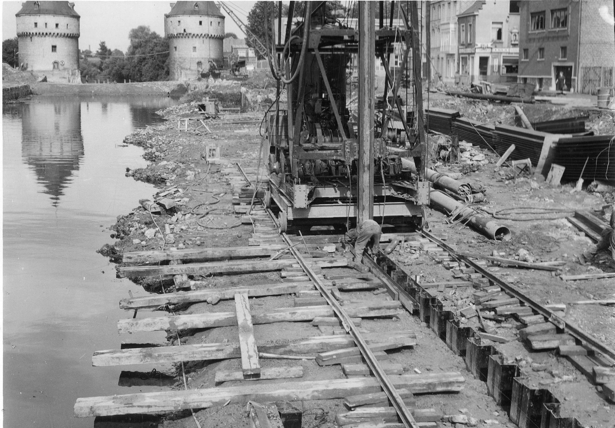 Broeltorens en kaaien: restauratie 1960