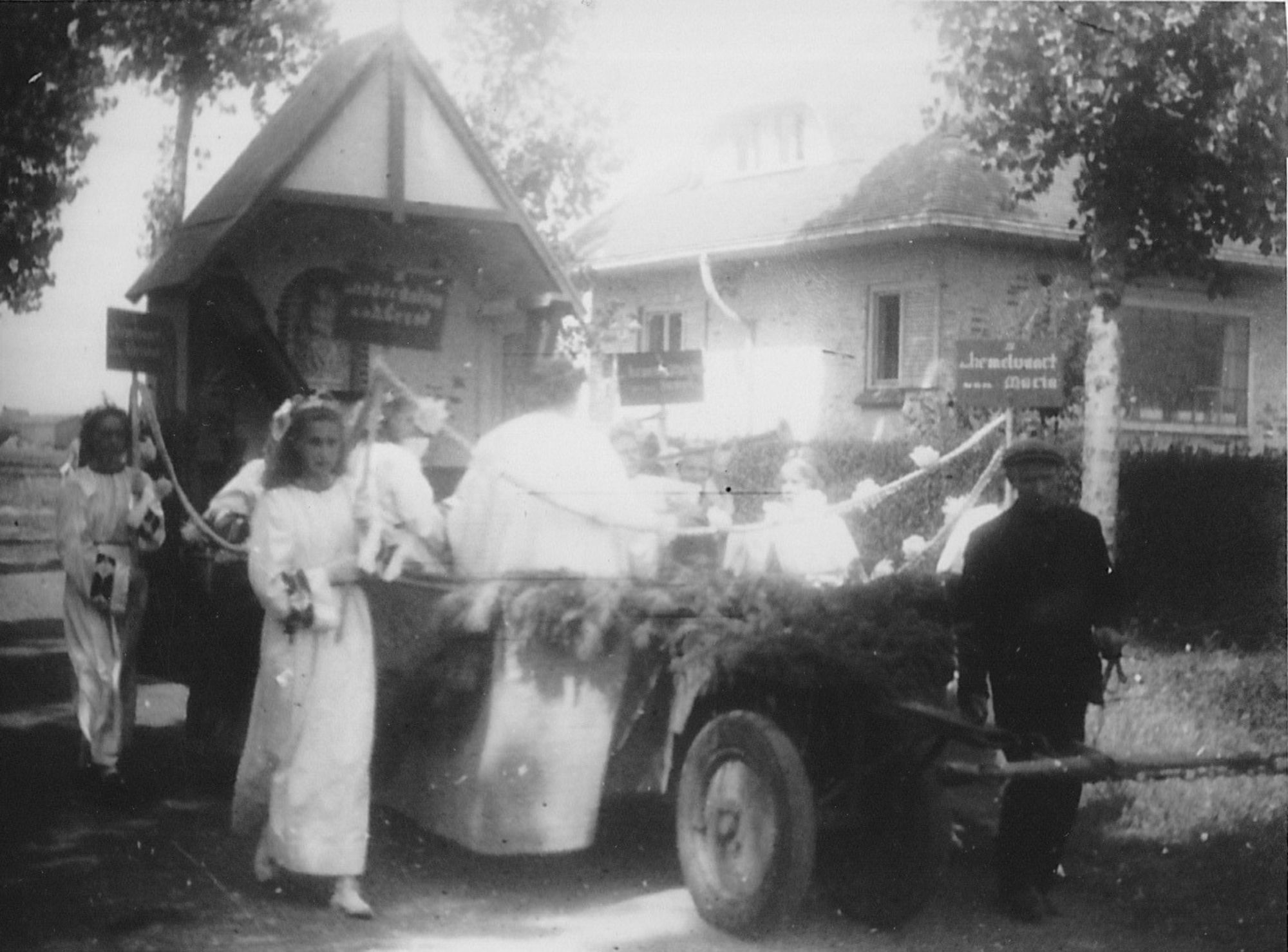 Bomkapel aan het Rootershof 1945