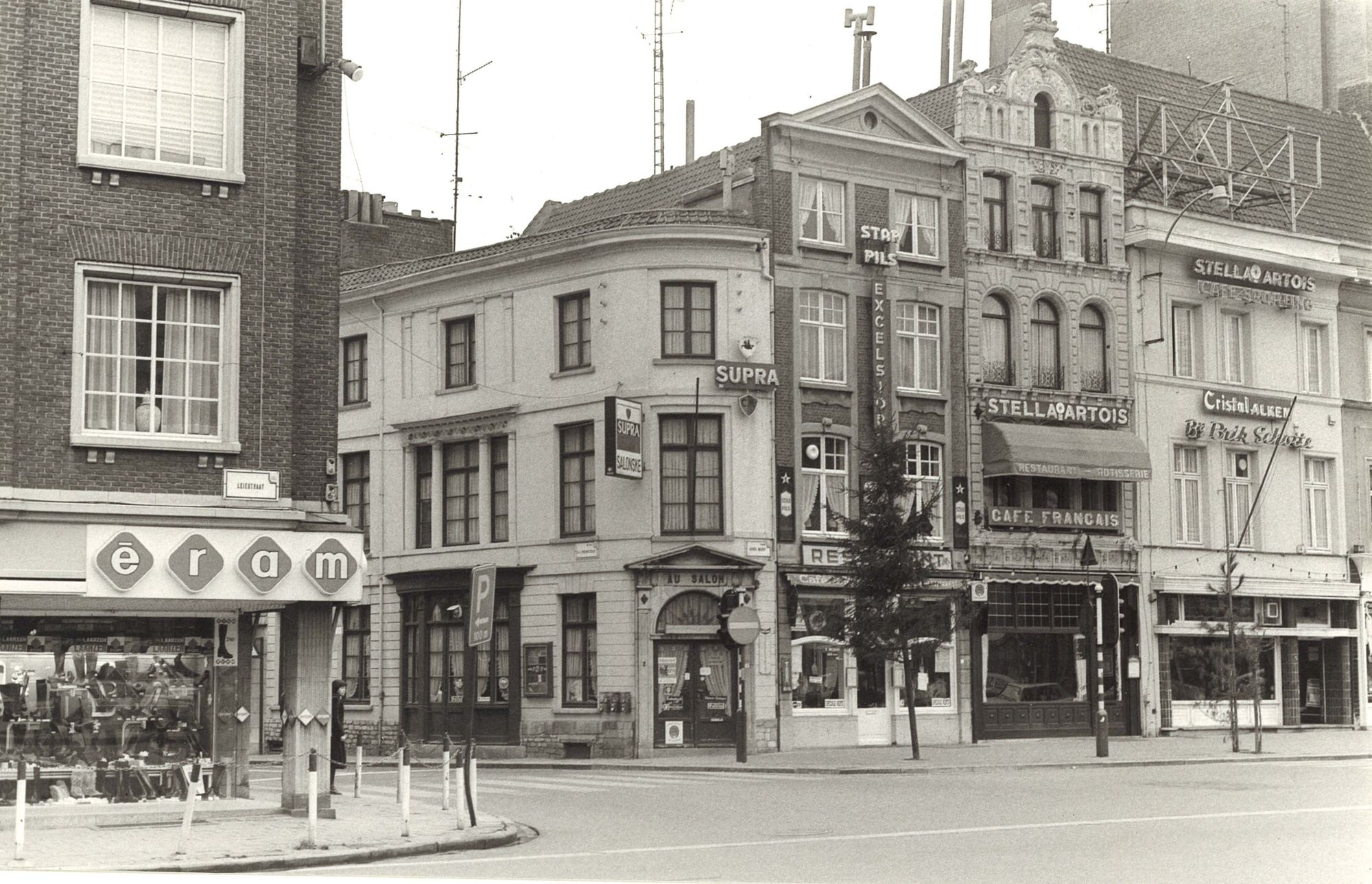 Onze-Lieve-Vrouwestraat 1