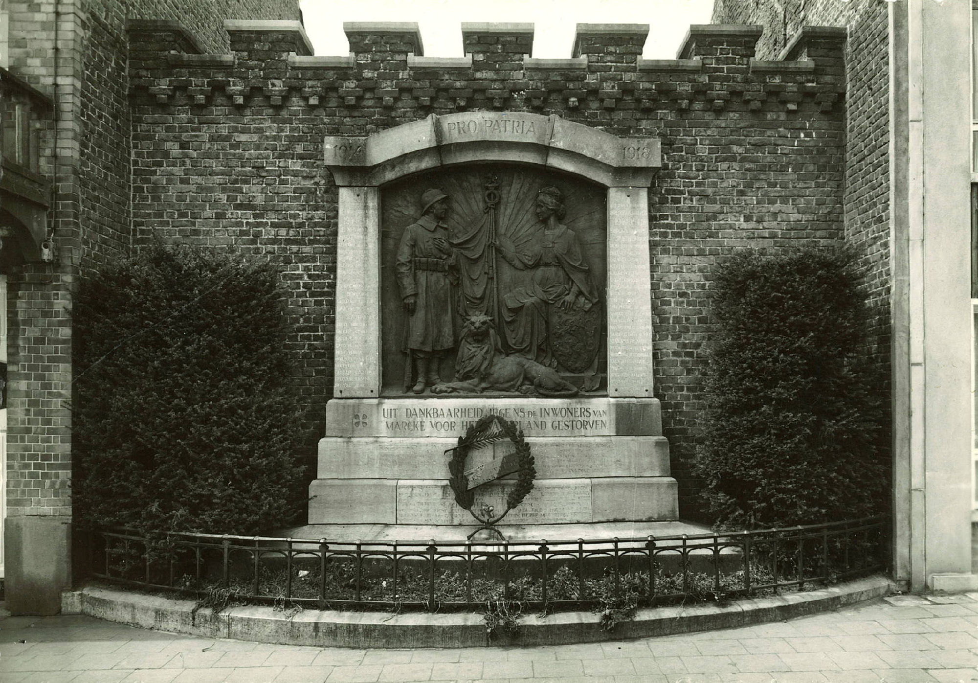 Monument voor de oorlogsslachtoffers Marke